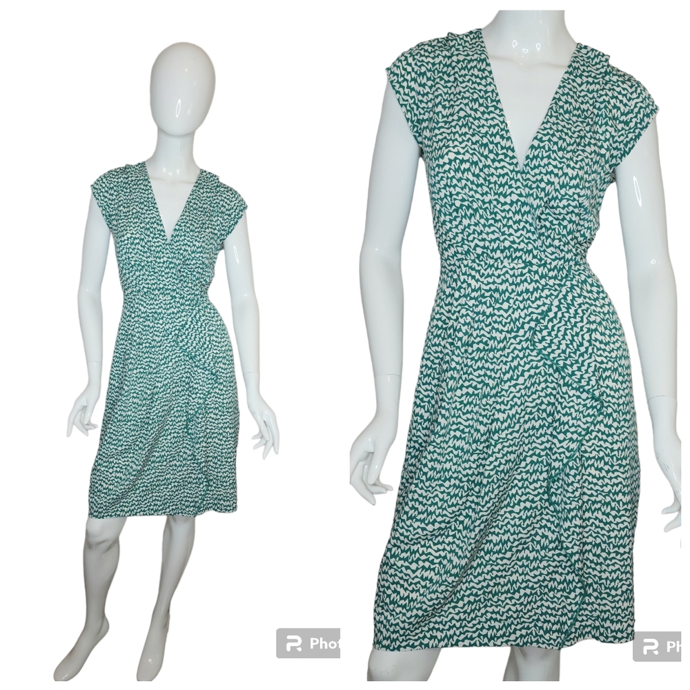 Great Plains London Work Office Court Ruffle Knee Length Abstract Wrap V-Neck